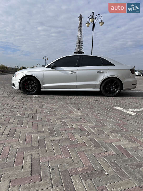Седан Audi A3 2014 в Харькове