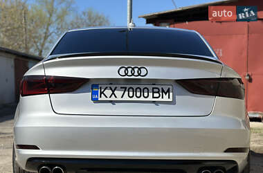 Седан Audi A3 2014 в Харькове