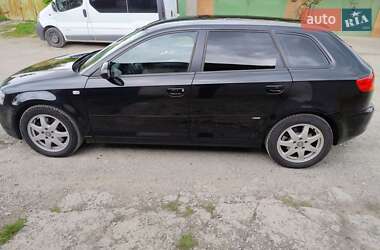Хэтчбек Audi A3 2007 в 