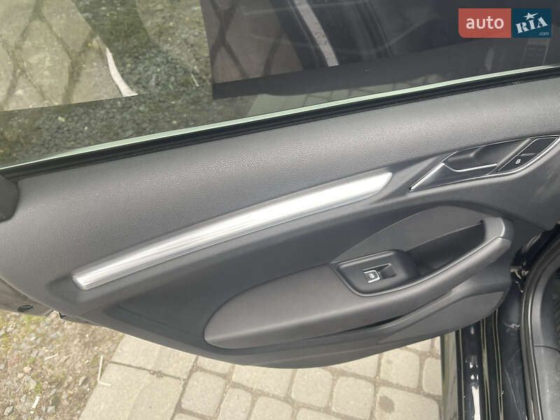 Седан Audi A3 2017 в Хырове