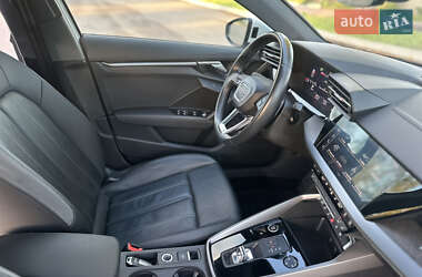 Седан Audi A3 2022 в 