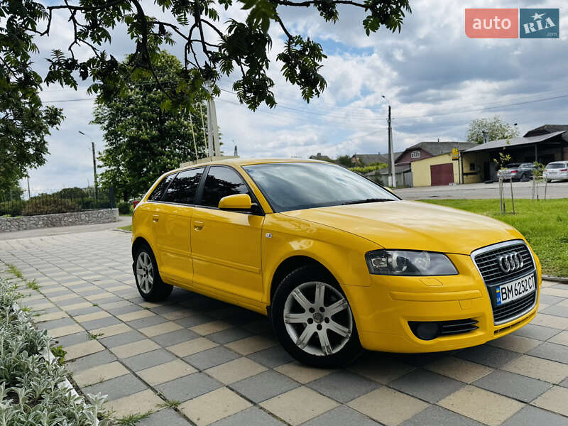 Хэтчбек Audi A3 2004 в Ромнах
