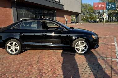 Седан Audi A3 2015 в 