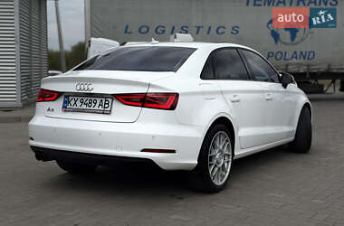 Седан Audi A3 2015 в 