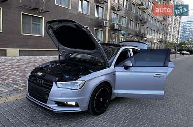 Седан Audi A3 2016 в 