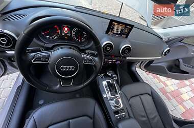 Седан Audi A3 2016 в 