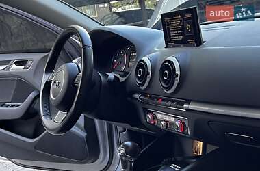 Седан Audi A3 2016 в 