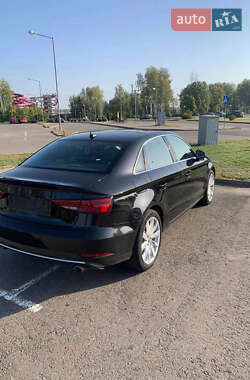 Хэтчбек Audi A3 2019 в 