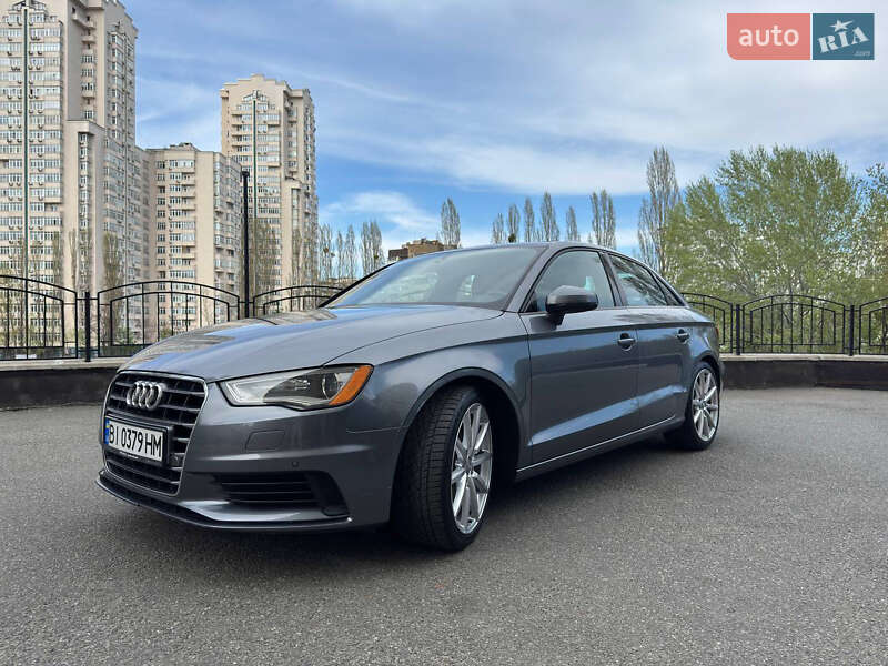 Седан Audi A3 2015 в 