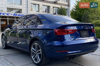 Седан Audi A3 2015 в 