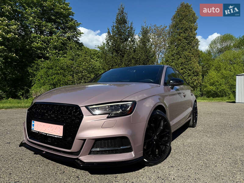 Седан Audi A3 2019 в Бурштыне