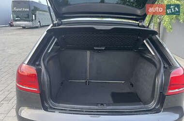 Хэтчбек Audi A3 2009 в 