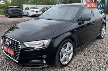 Хетчбек Audi A3 2017 в Луцьку