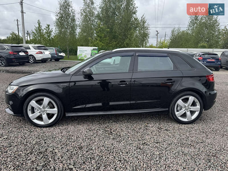 Хэтчбек Audi A3 2017 в Луцке