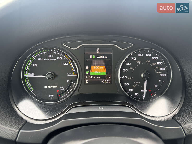 Хэтчбек Audi A3 2017 в Луцке