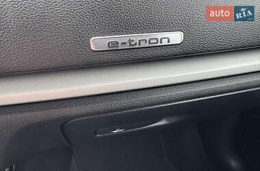 Хетчбек Audi A3 2017 в 