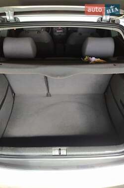 Хэтчбек Audi A3 2002 в 