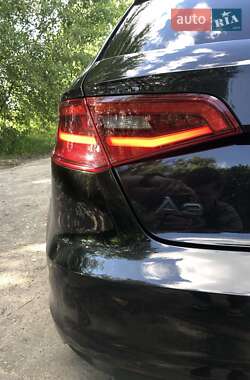 Хэтчбек Audi A3 2014 в 