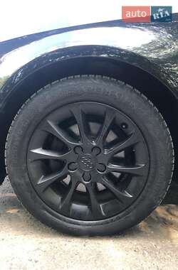 Хэтчбек Audi A3 2014 в 