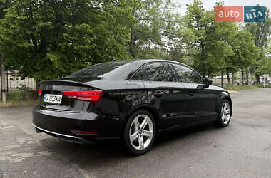 Седан Audi A3 2016 в 