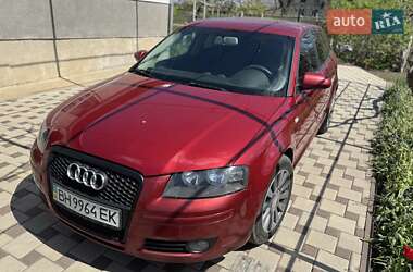 Хэтчбек Audi A3 2006 в 
