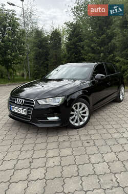 Хетчбек Audi A3 2015 в Павлограді
