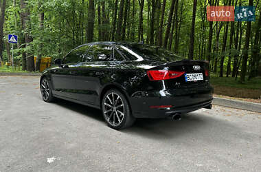 Седан Audi A3 2015 в 