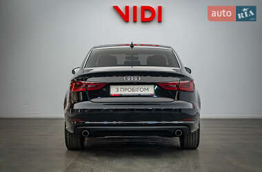 Седан Audi A3 2015 в 