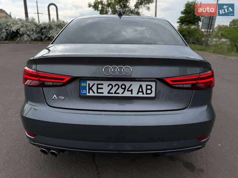 Седан Audi A3 2019 в Кривом Роге
