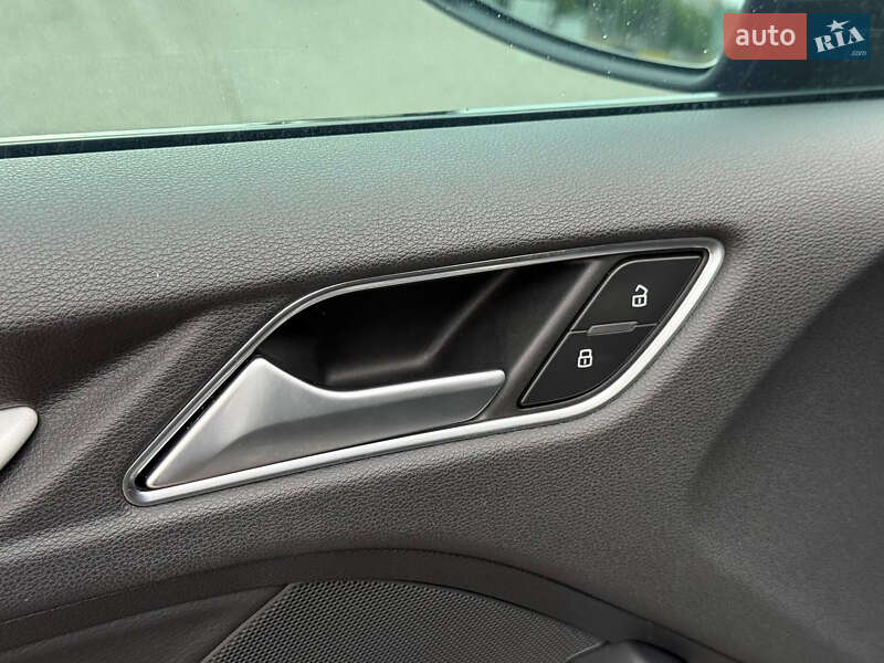 Седан Audi A3 2019 в Кривом Роге