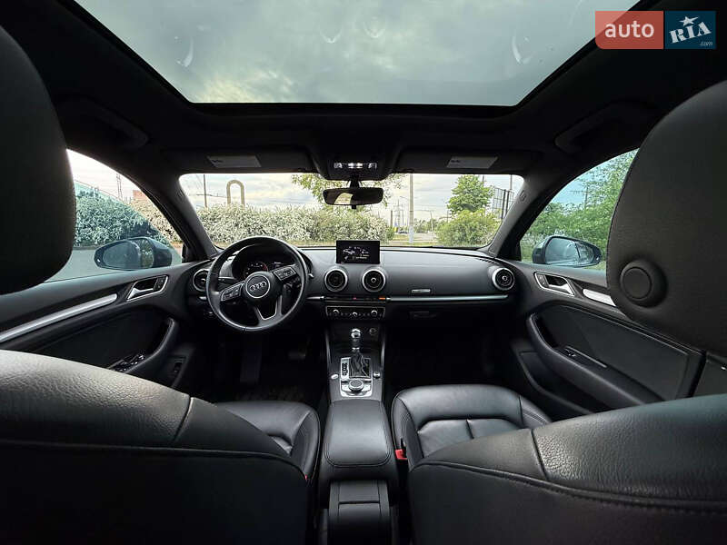 Седан Audi A3 2019 в Кривом Роге