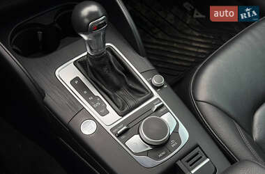 Седан Audi A3 2019 в 