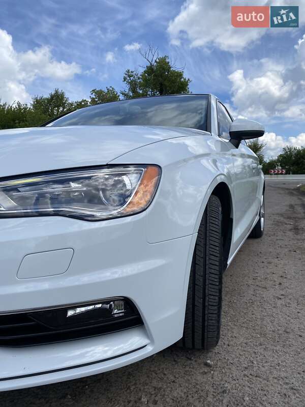 Седан Audi A3 2014 в Белой Церкви
