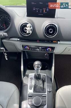 Седан Audi A3 2014 в 
