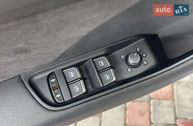 Хэтчбек Audi A3 2016 в 