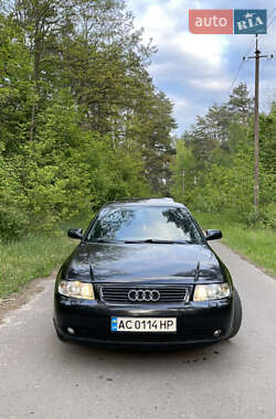 Хэтчбек Audi A3 2003 в 