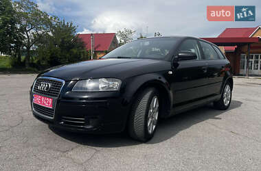 Хэтчбек Audi A3 2006 в 