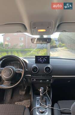 Хэтчбек Audi A3 2016 в 