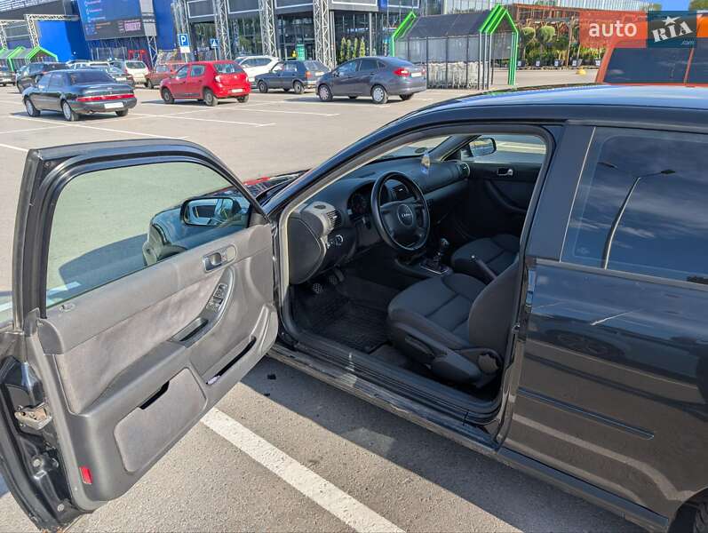 Хэтчбек Audi A3 2002 в Полтаве