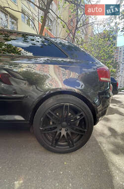 Хетчбек Audi A3 2004 в 