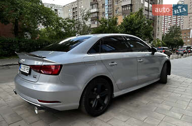 Седан Audi A3 2017 в 