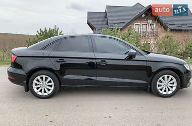 Седан Audi A3 2015 в 