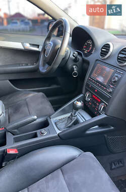 Хетчбек Audi A3 2011 в 