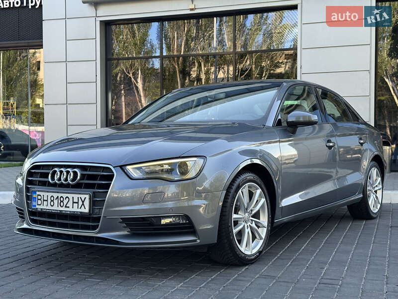 Седан Audi A3 2015 в Одесі