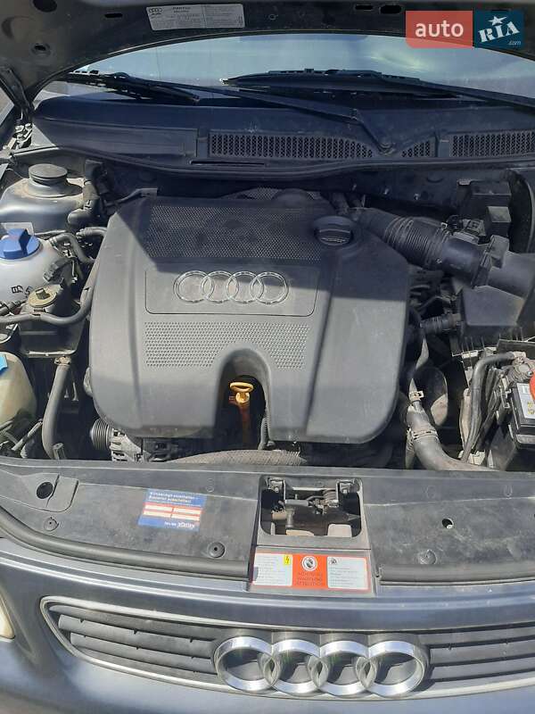 Хэтчбек Audi A3 2003 в Харькове