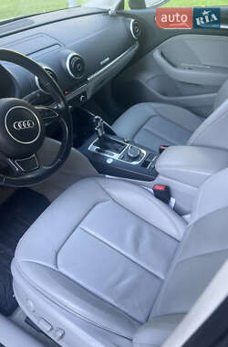 Седан Audi A3 2014 в 