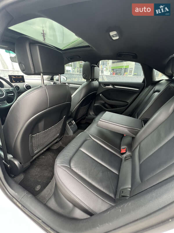 Седан Audi A3 2016 в Белой Церкви