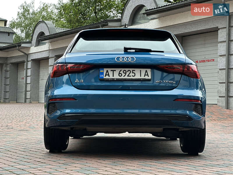 Хэтчбек Audi A3 2021 в Ивано-Франковске