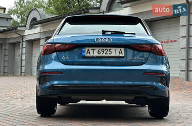 Хэтчбек Audi A3 2021 в 