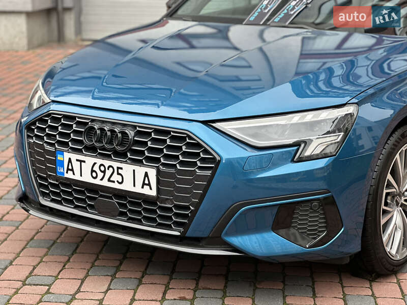 Хэтчбек Audi A3 2021 в Ивано-Франковске